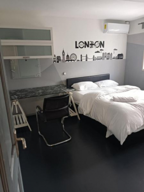 En-suite Soft Water Air Conditioning TV NEO
